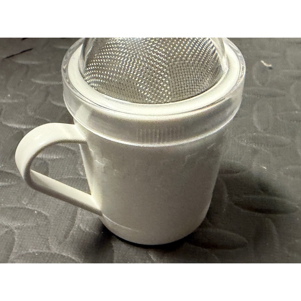 Pampered Chef‎ Flour Sugar Shaker Duster 1695 Powdered Mesh Cap Vintage NWOT
